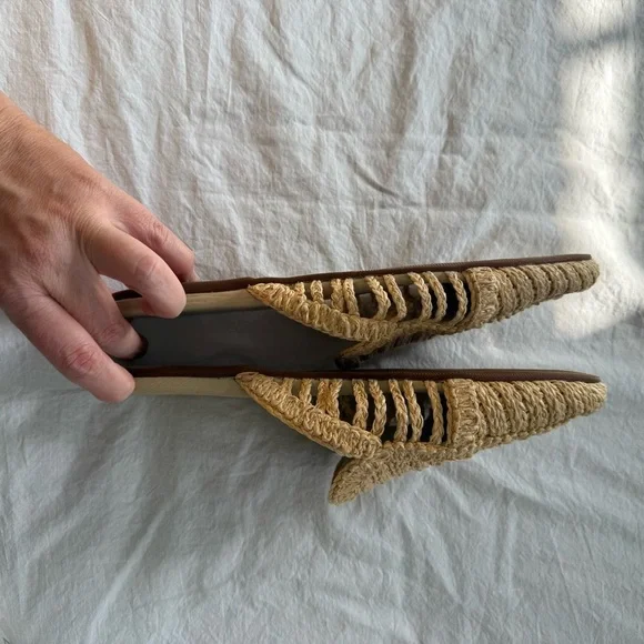 Kaanas Natural Woven Raffia Mules, Size 9 - Picture 2 of 6